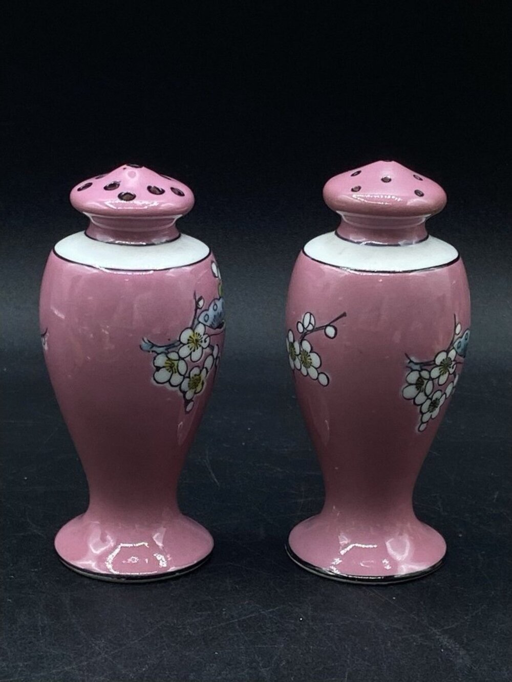Salt & Pepper Shakers Japan Butterfly Pink Art Nouveau Cherry Blossom Porcelain - Picture 4 of 11